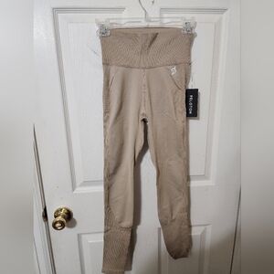 Peloton Tan Leggings Size XS NWT
